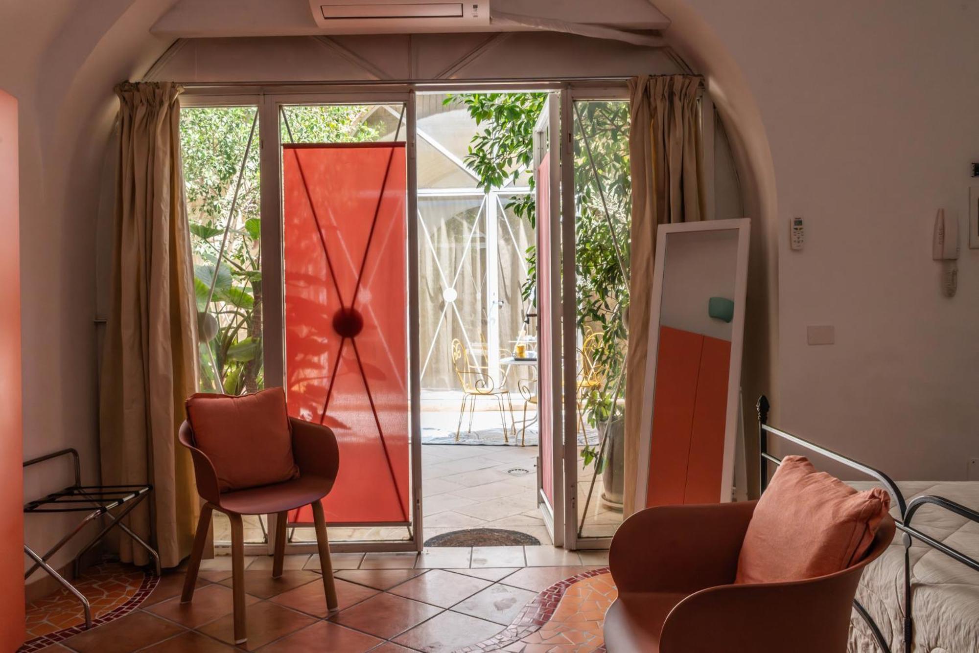 B&B Corte Dei Memoli Di Margiotta Giuseppina Lecce Eksteriør bilde