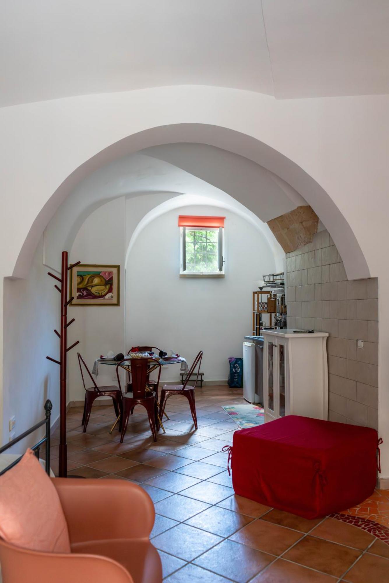 B&B Corte Dei Memoli Di Margiotta Giuseppina Lecce Eksteriør bilde