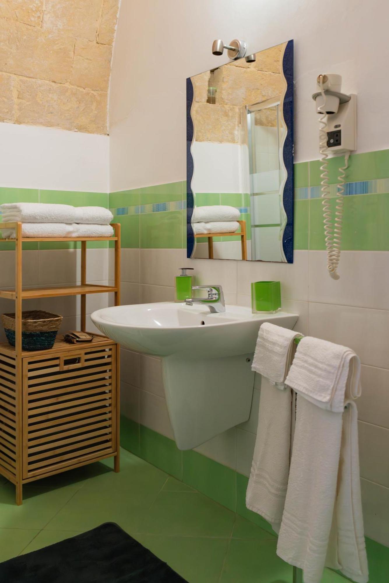 B&B Corte Dei Memoli Di Margiotta Giuseppina Lecce Eksteriør bilde
