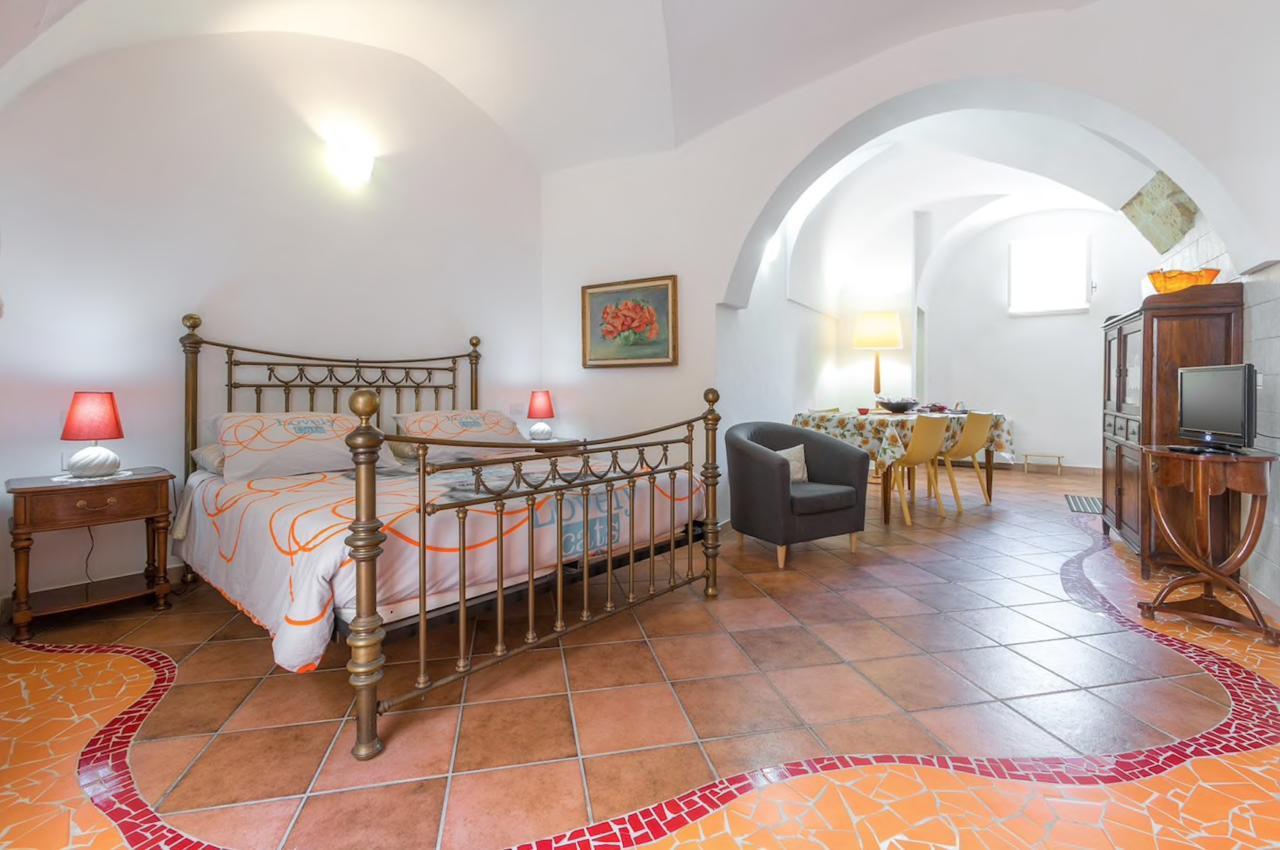 B&B Corte Dei Memoli Di Margiotta Giuseppina Lecce Eksteriør bilde